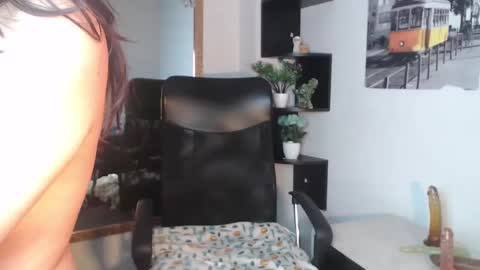 Snapshot of nany_pretty chatting on December 31, 2024, 5:29 pm nany_pretty online show from December 31, 2024, 5:29 pm
