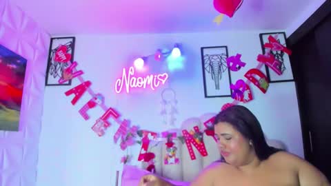 Snapshot of naomiasha_ chatting on February 12, 2025, 10:04 pm online show from February 12, 2025, 10:04 pm