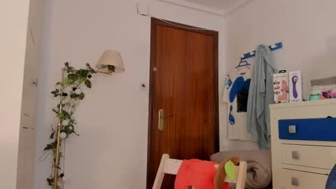 Naomi  online show from February 26, 2025, 6:37 am