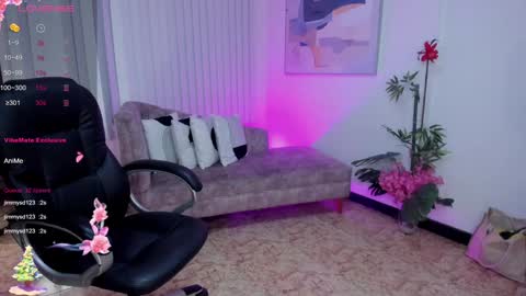 Snapshot of naomii_campbell_ chatting on December 3, 2024, 12:35 am Naomi Campbell online show from December 3, 2024, 12:35 am