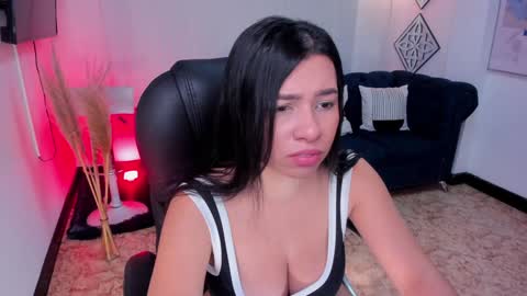 Snapshot of naomii_campbell_ chatting on January 28, 2025, 1:16 pm Naomi Campbell online show from January 28, 2025, 1:16 pm