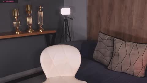 Snapshot of naomisainz chatting on November 15, 2025, 11:29 am Naomi online show from November 15, 2025, 11:29 am