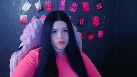 Naomi online show from November 6, 2025, 6:42 pm