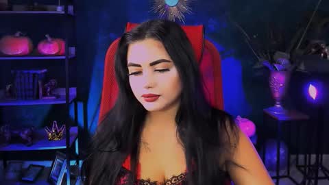 naomiwilsons online show from November 3, 2025, 12:28 pm