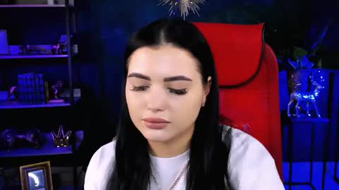 naomiwilsons online show from December 18, 2025, 8:42 am