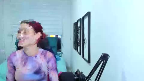 naomy online show from November 25, 2025, 1:16 am