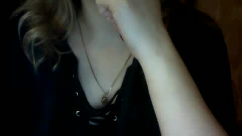 NarcisJill online show from January 9, 2025, 1:24 pm