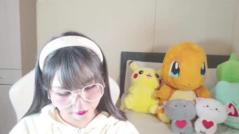 Snapshot of naree_masaki chatting on October 26, 2025, 6:14 pm Naree online show from October 26, 2025, 6:14 pm