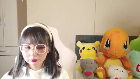 Snapshot of naree_masaki chatting on November 7, 2025, 1:33 pm Naree online show from November 7, 2025, 1:33 pm