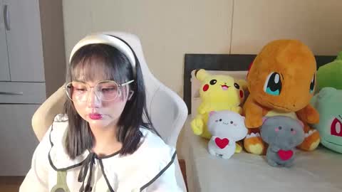 Snapshot of naree_masaki chatting on November 13, 2025, 11:31 am Naree online show from November 13, 2025, 11:31 am