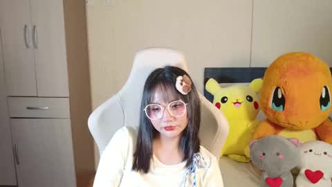 Snapshot of naree_masaki chatting on November 22, 2025, 6:51 pm Naree online show from November 22, 2025, 6:51 pm