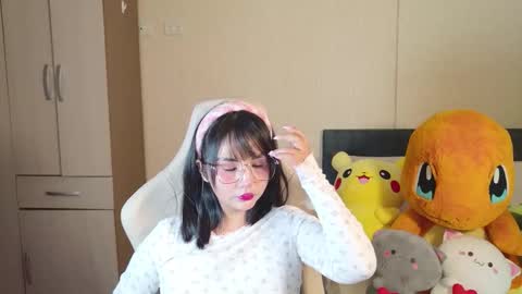 Snapshot of naree_masaki chatting on November 28, 2025, 1:14 pm Naree online show from November 28, 2025, 1:14 pm