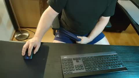 Snapshot of nase17 chatting on January 27, 2025, 6:30 am nase online show from January 27, 2025, 6:30 am