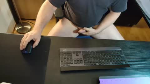 Snapshot of nase17 chatting on February 10, 2025, 7:15 am nase online show from February 10, 2025, 7:15 am