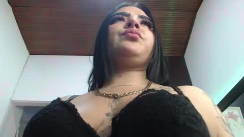 Snapshot of nashly_dream chatting on October 20, 2025, 9:04 pm nashly_dream online show from October 20, 2025, 9:04 pm