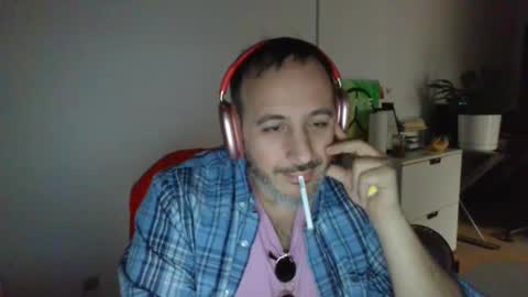 Snapshot of nassobout chatting on January 17, 2025, 1:47 am nassobout online show from January 17, 2025, 1:47 am