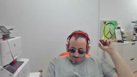 Snapshot of nassobout chatting on January 22, 2025, 9:54 pm nassobout online show from January 22, 2025, 9:54 pm