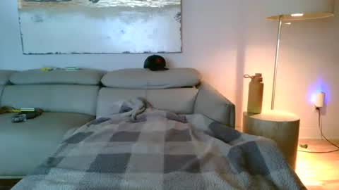 Snapshot of nassobout chatting on October 26, 2025, 12:22 pm nassobout online show from October 26, 2025, 12:22 pm