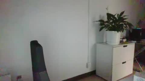 Snapshot of nassobout chatting on November 3, 2025, 2:57 am nassobout online show from November 3, 2025, 2:57 am