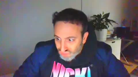 Snapshot of nassobout chatting on November 27, 2025, 3:52 am nassobout online show from November 27, 2025, 3:52 am