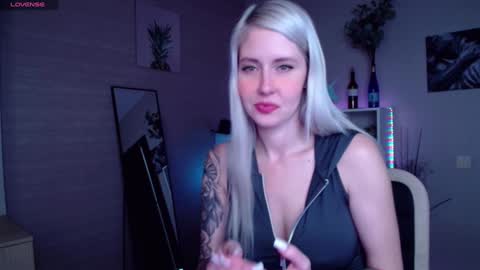 Snapshot of nastasya_cute chatting on January 23, 2025, 4:52 am Nastya online show from January 23, 2025, 4:52 am