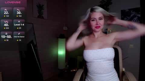 Snapshot of nastasya_cute chatting on January 27, 2025, 1:48 am Nastya online show from January 27, 2025, 1:48 am