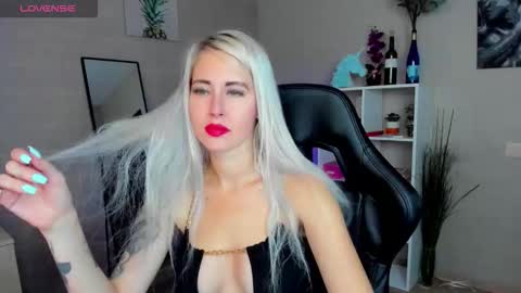 Snapshot of nastasya_cute chatting on September 11, 2025, 1:39 am Nastya online show from September 11, 2025, 1:39 am