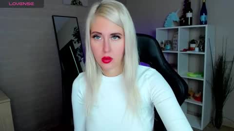 Snapshot of nastasya_cute chatting on October 14, 2025, 1:50 am Nastya online show from October 14, 2025, 1:50 am
