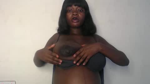 Snapshot of nastie_amanda chatting on October 8, 2025, 12:52 am Amanda online show from October 8, 2025, 12:52 am