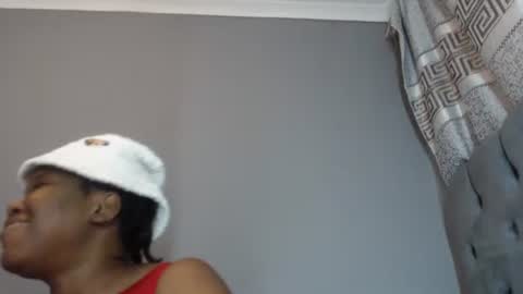 Kim online show from November 24, 2025, 5:12 pm