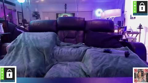 Snapshot of nastypartycple9880 chatting on January 12, 2025, 10:02 am NastyPartyCouple online show from January 12, 2025, 10:02 am