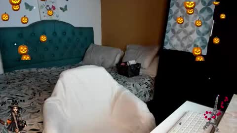 Natalia online show from October 27, 2025, 12:26 am