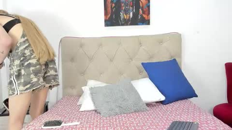 Snapshot of natacha_ferrer1 chatting on November 26, 2025, 11:33 am natacha_ferrer1 online show from November 26, 2025, 11:33 am