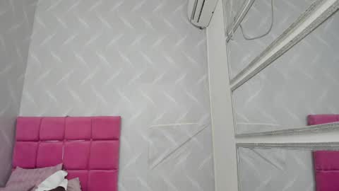 Snapshot of natalia_aguirre chatting on December 29, 2024, 12:34 pm Naty online show from December 29, 2024, 12:34 pm