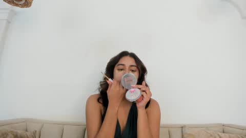 Snapshot of natalia_aguirre chatting on November 27, 2025, 12:07 pm Naty online show from November 27, 2025, 12:07 pm