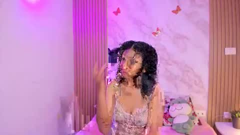 Natalia online show from November 25, 2025, 7:47 pm