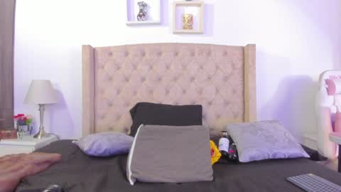 Snapshot of natalia_collinslim chatting on January 25, 2025, 3:19 am Natalia online show from January 25, 2025, 3:19 am