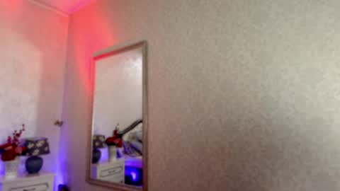 Snapshot of natalia_peach chatting on February 11, 2025, 8:48 am Wild influence online show from February 11, 2025, 8:48 am