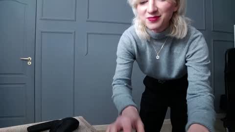 Natalie online show from December 7, 2024, 11:07 am