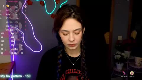 Natali online show from November 18, 2025, 6:40 am