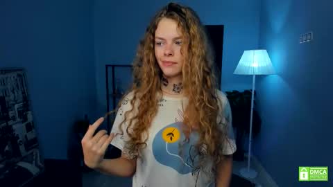 Natalie online show from November 4, 2025, 5:06 am