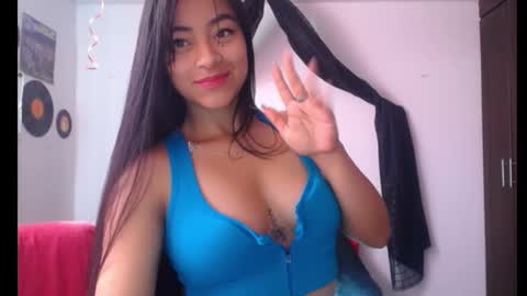 Snapshot of natalyescobar_lx chatting on January 18, 2025, 2:02 pm Nataly Escobar online show from January 18, 2025, 2:02 pm
