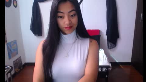 Snapshot of natalyescobar_lx chatting on January 21, 2025, 1:54 pm Nataly Escobar online show from January 21, 2025, 1:54 pm