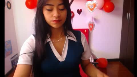 Snapshot of natalyescobar_lx chatting on February 10, 2025, 1:44 pm Nataly Escobar online show from February 10, 2025, 1:44 pm