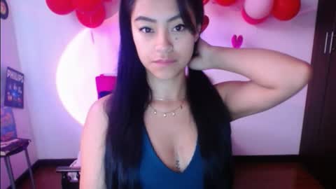 Snapshot of natalyescobar_lx chatting on February 19, 2025, 12:11 pm Nataly Escobar online show from February 19, 2025, 12:11 pm