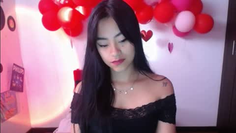 Snapshot of natalyescobar_lx chatting on February 20, 2025, 12:04 pm Nataly Escobar online show from February 20, 2025, 12:04 pm