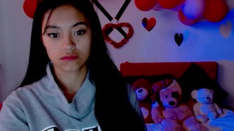 Snapshot of natalyescobar_lx chatting on February 24, 2025, 12:05 pm Nataly Escobar online show from February 24, 2025, 12:05 pm