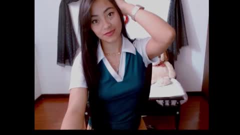 Snapshot of natalyescobar_lx chatting on March 1, 2025, 2:55 pm Nataly Escobar online show from March 1, 2025, 2:55 pm