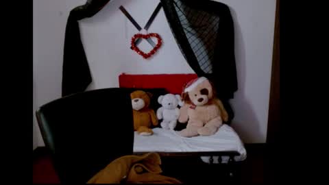 Snapshot of natalyescobar_lx chatting on March 7, 2025, 12:01 pm Nataly Escobar online show from March 7, 2025, 12:01 pm