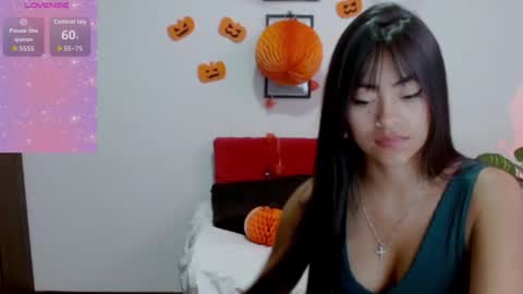 Snapshot of natalyescobar_lx chatting on October 29, 2025, 4:20 pm Nataly Escobar online show from October 29, 2025, 4:20 pm